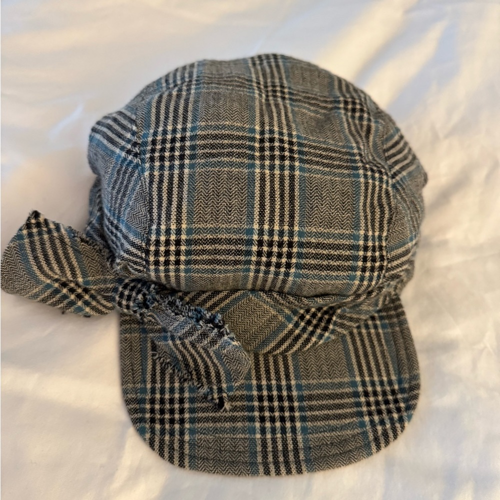 Marc Jacobs Houndstooth Beret in Black and Gray with Bow